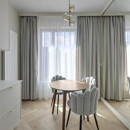 Granary Island Platinium Apartment *
